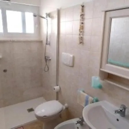 Mari Con Piscina Apartament